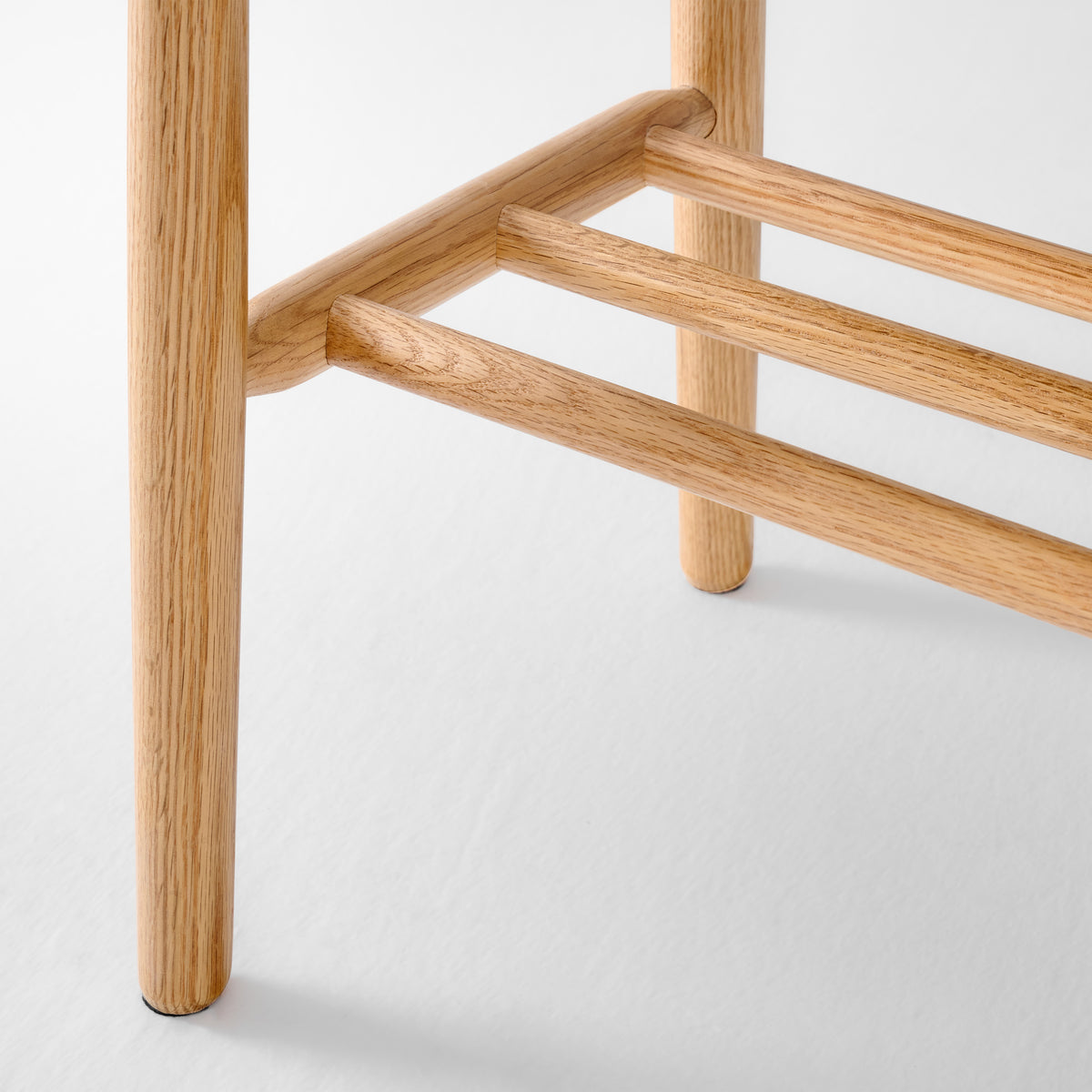 Solid Oak Shoe Bench with Woven Rope Design Assembled